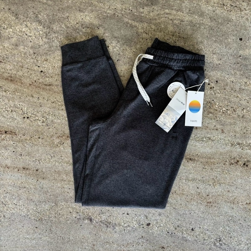 NWT Vuori Men’s Ponto Performance Jogger Size Small Charcoal Heather